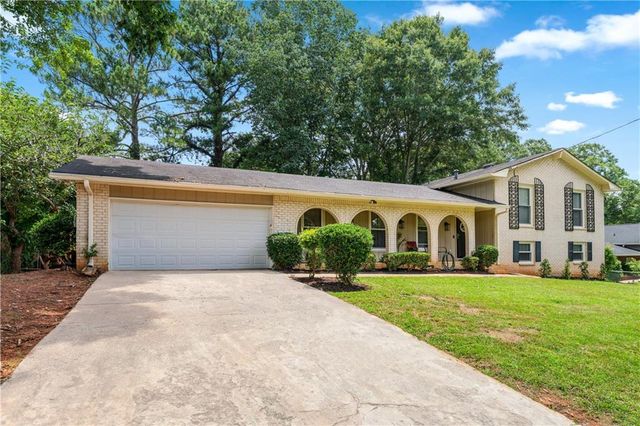 3864 Wake Forest Road, Decatur, GA 30034