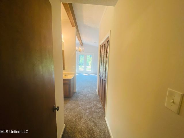 763 S Springlake Circle, Terry, MS 39170