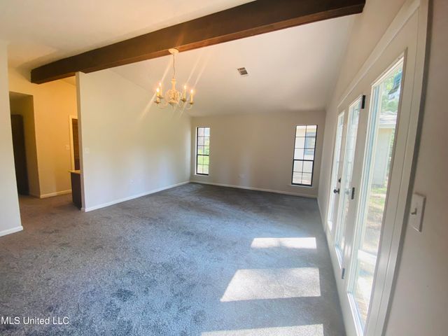 763 S Springlake Circle, Terry, MS 39170