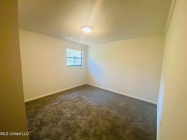 763 S Springlake Circle, Terry, MS 39170