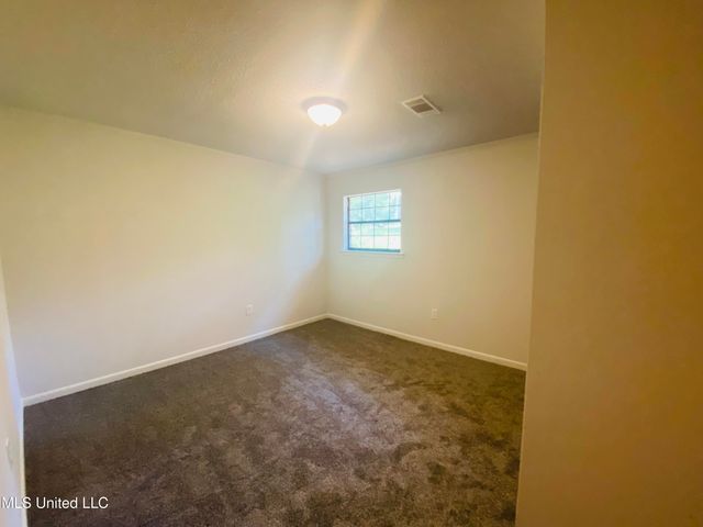 763 S Springlake Circle, Terry, MS 39170