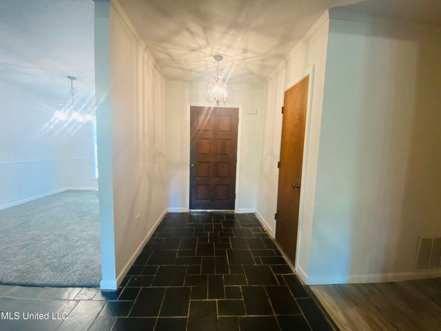 763 S Springlake Circle, Terry, MS 39170