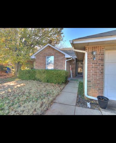 913 N Kirk Way, Mustang, OK 73064