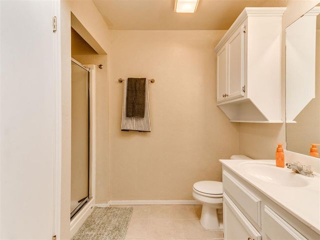 913 N Kirk Way, Mustang, OK 73064