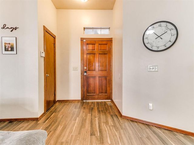 913 N Kirk Way, Mustang, OK 73064