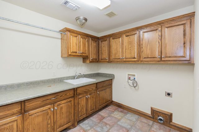 7810 OAKVIEW Drive, Amarillo, TX 79119