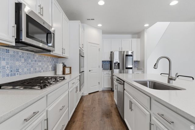3458 S GRAY PINE LN, Syracuse, UT 84075