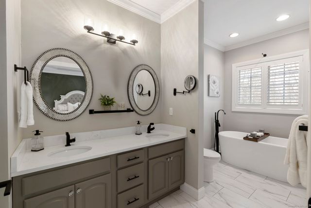 21 Oak Meadow Lane 21, Torrington, CT 06791