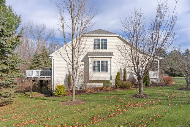 21 Oak Meadow Lane 21, Torrington, CT 06791