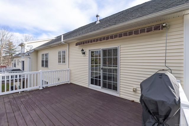 21 Oak Meadow Lane 21, Torrington, CT 06791
