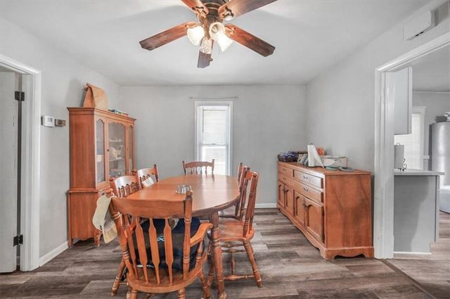 1011 9th Avenue, Leavenworth, KS 66048