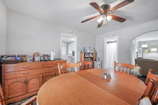 1011 9th Avenue, Leavenworth, KS 66048