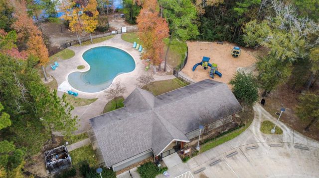 8732 Nathan Drive, Waller, TX 77484