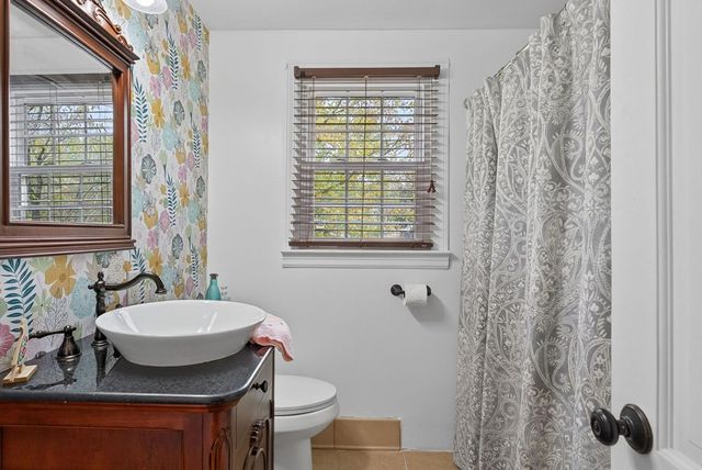 115 Sunset Dr, Livingston, TN 38570