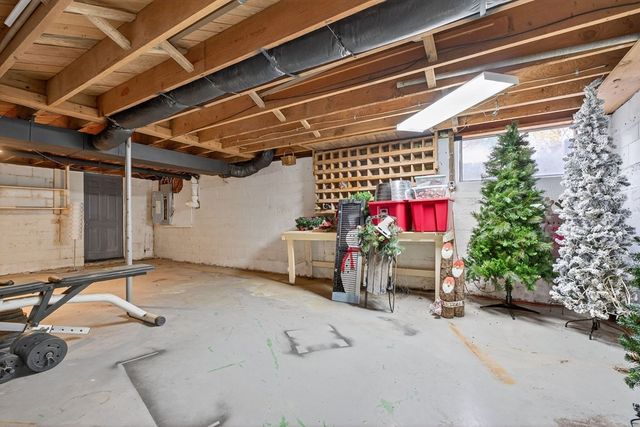 115 Sunset Dr, Livingston, TN 38570