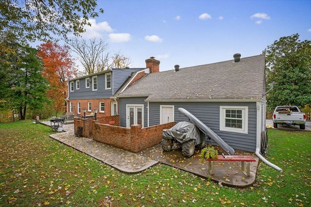 115 Sunset Dr, Livingston, TN 38570