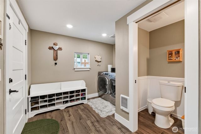 39611 62nd Avenue E, Eatonville, WA 98328