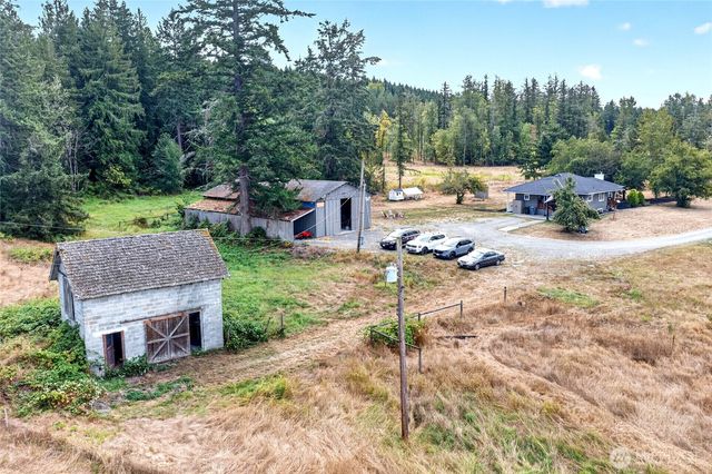 39611 62nd Avenue E, Eatonville, WA 98328