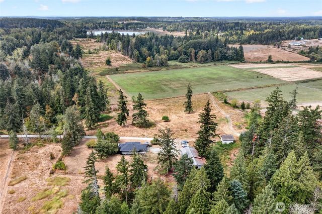 39611 62nd Avenue E, Eatonville, WA 98328