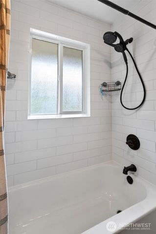 39611 62nd Avenue E, Eatonville, WA 98328