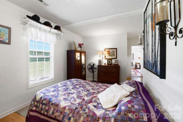 658 Enka Lake Road, Candler, NC 28715