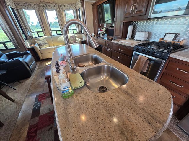 5274 SE 67th Ave, Okeechobee, FL 34974