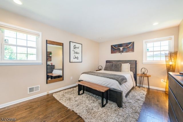 3 Knoll Rd, Fairfield Twp., NJ 07004