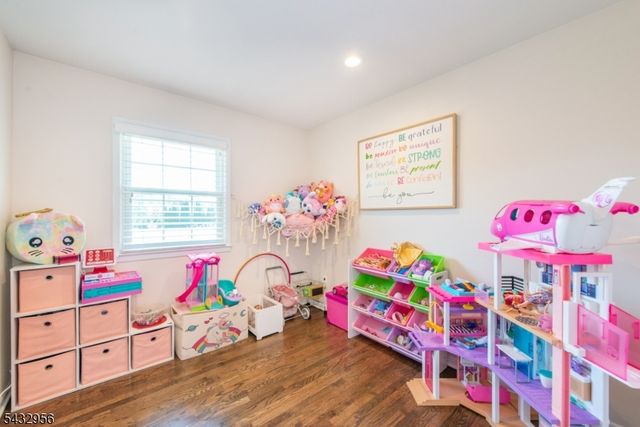 3 Knoll Rd, Fairfield Twp., NJ 07004