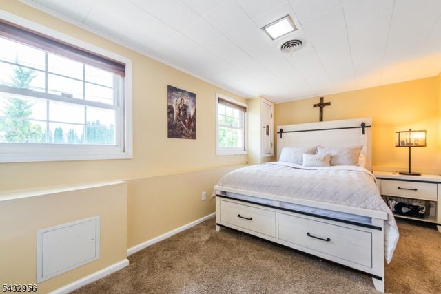 3 Knoll Rd, Fairfield Twp., NJ 07004