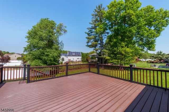 3 Knoll Rd, Fairfield Twp., NJ 07004