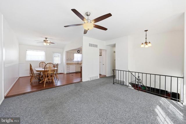 55 PLYMOUTH RD, Hammonton, NJ 08037