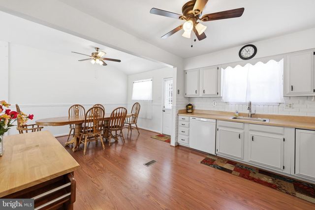 55 PLYMOUTH RD, Hammonton, NJ 08037