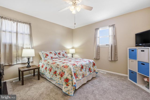 55 PLYMOUTH RD, Hammonton, NJ 08037