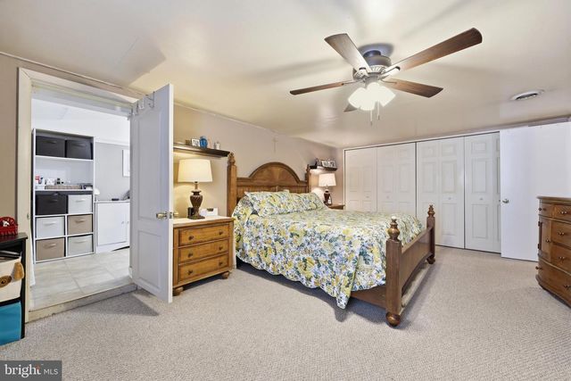 55 PLYMOUTH RD, Hammonton, NJ 08037