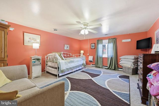 55 PLYMOUTH RD, Hammonton, NJ 08037