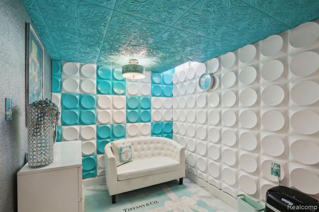 8286 Westminster Avenue, Warren, MI 48089