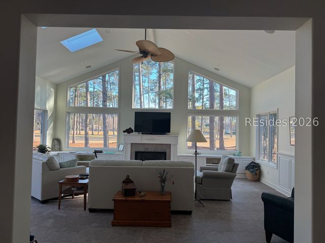 31 Chiffelle St, Bluffton, SC 29909