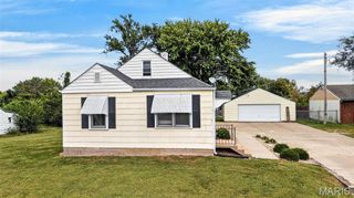 1618 Muegge Road, St Charles, MO 63303