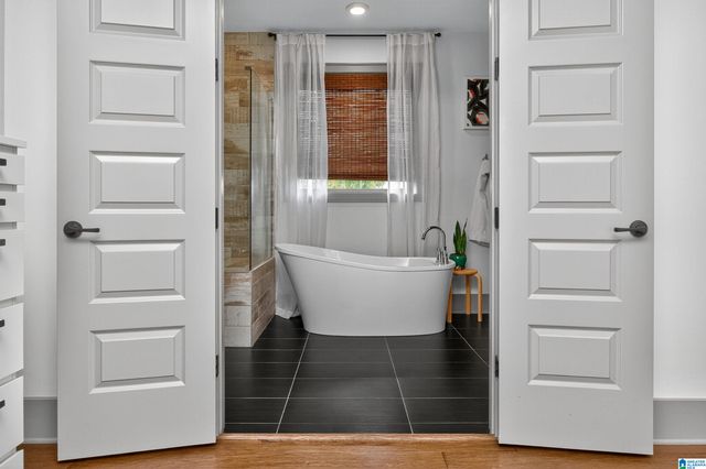 2400 BLACKRIDGE DRIVE, Hoover, AL 35244