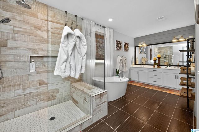 2400 BLACKRIDGE DRIVE, Hoover, AL 35244