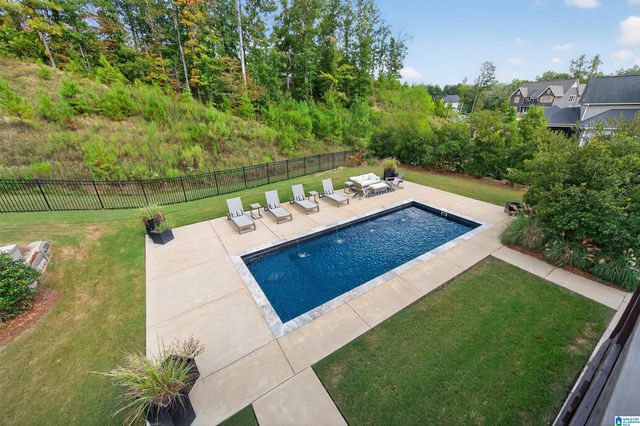 2400 BLACKRIDGE DRIVE, Hoover, AL 35244