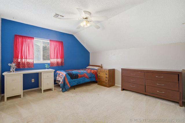 8714 S 69th East Avenue, Tulsa, OK 74133