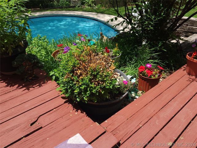 8714 S 69th East Avenue, Tulsa, OK 74133