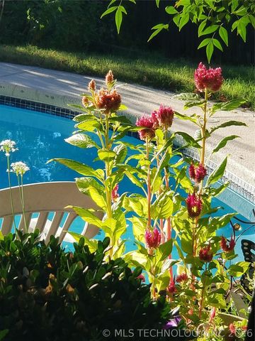 8714 S 69th East Avenue, Tulsa, OK 74133