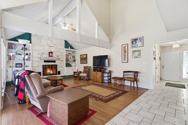 8714 S 69th East Avenue, Tulsa, OK 74133