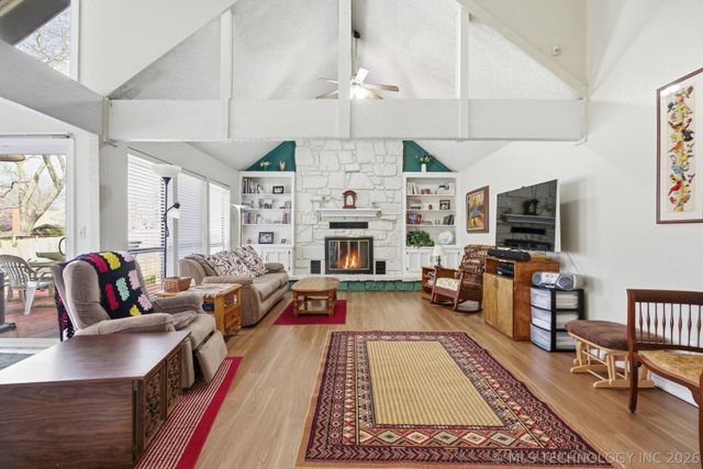 8714 S 69th East Avenue, Tulsa, OK 74133