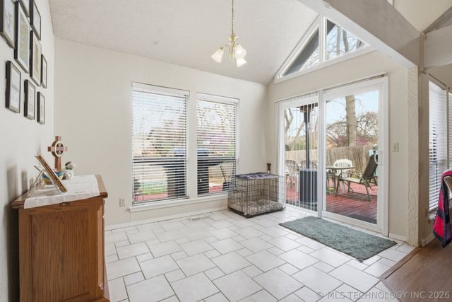 8714 S 69th East Avenue, Tulsa, OK 74133