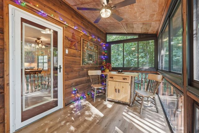 288 Ridgecrest Circle, Ellijay, GA 30540