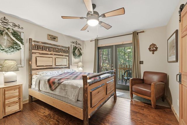 288 Ridgecrest Circle, Ellijay, GA 30540