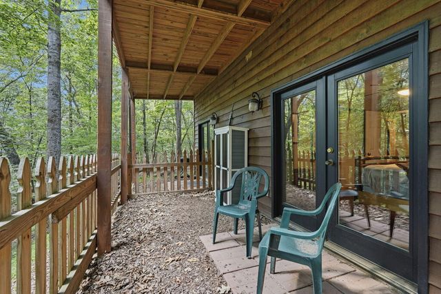 288 Ridgecrest Circle, Ellijay, GA 30540